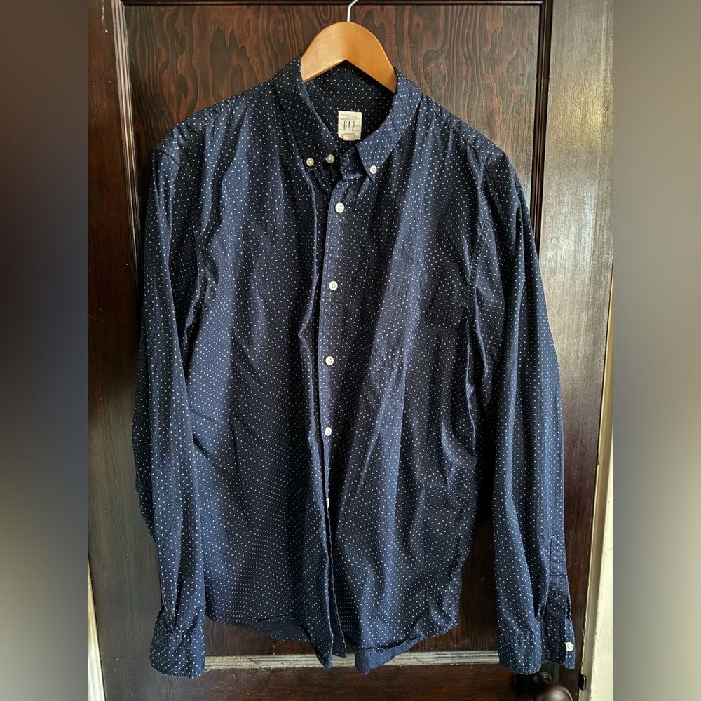 XL Gap navy blue cotton button up